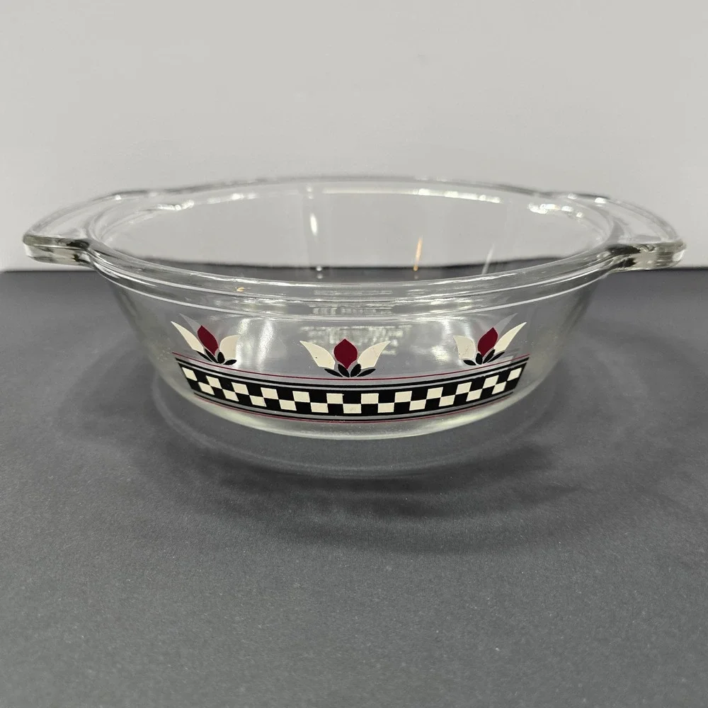 Anchor‎ Hocking Vintage Red Black White Flower 1.5 QT Casserole Dish Made In USA